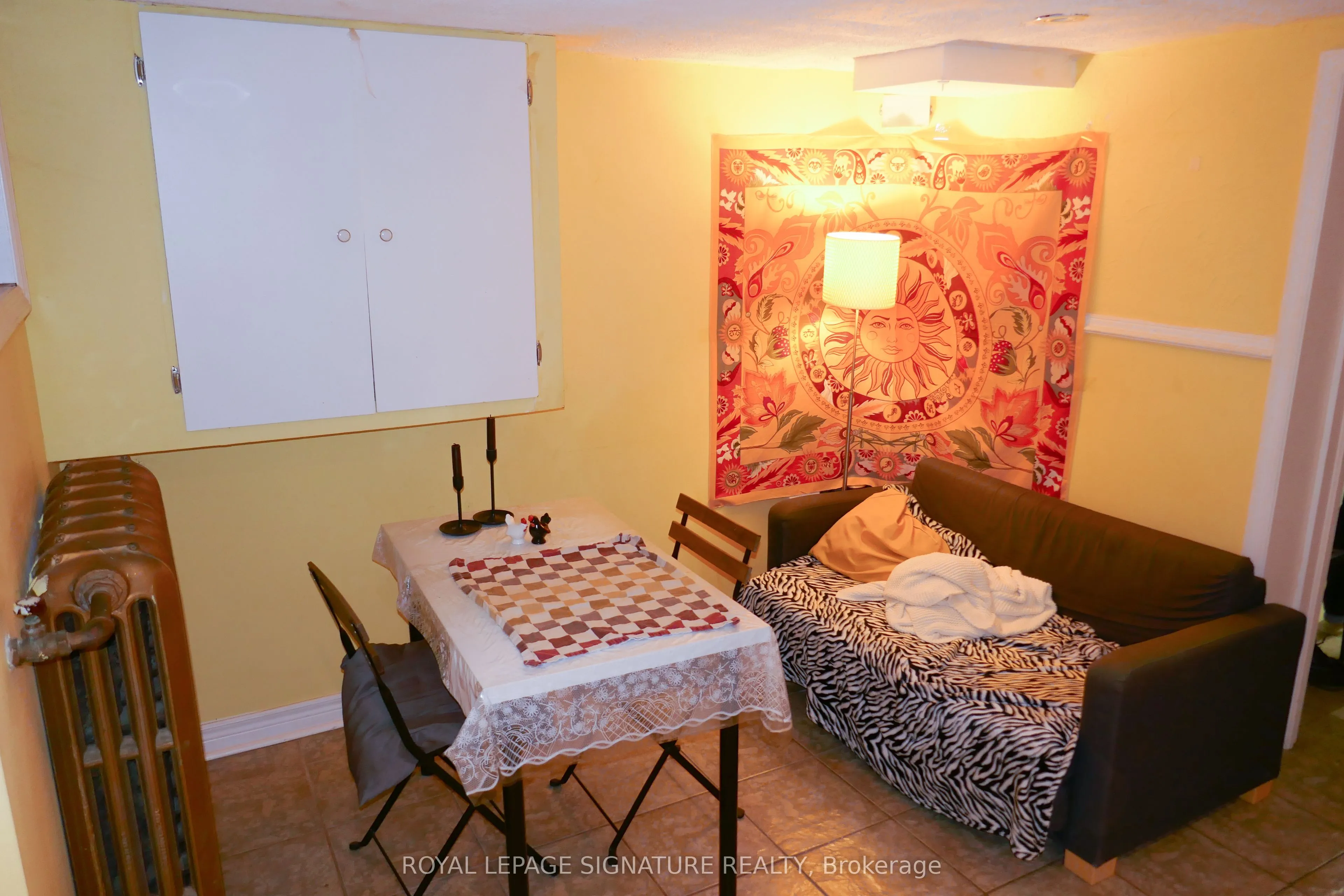 Semi-Detached Home For Lease | W12835354