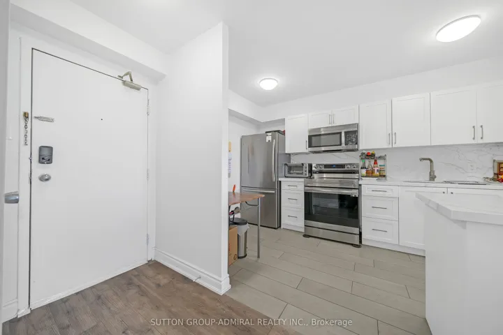 10  Tobermory  Drive, Toronto W05, ON M3N 2Y5