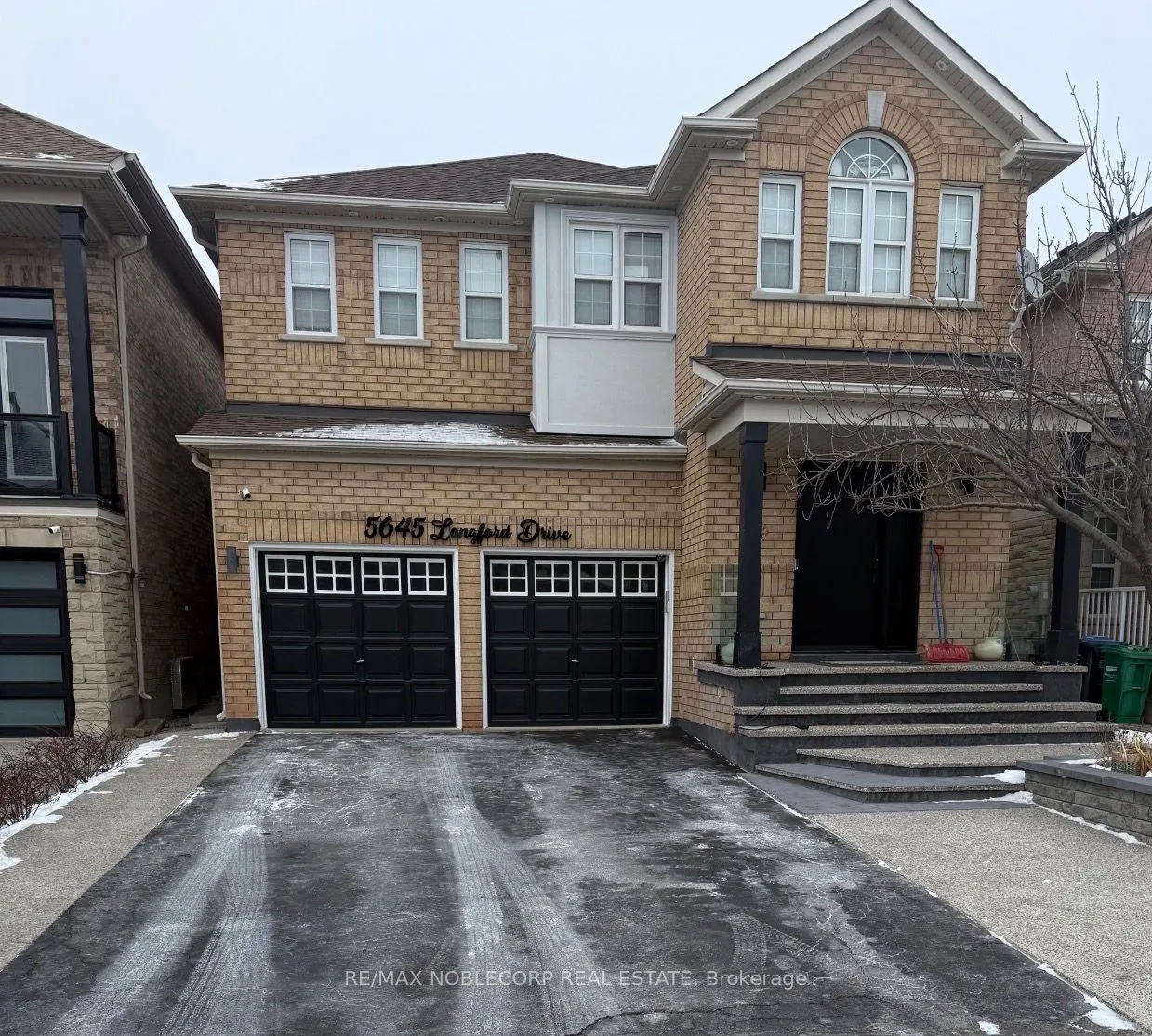 Detached Home For Lease | W12836796