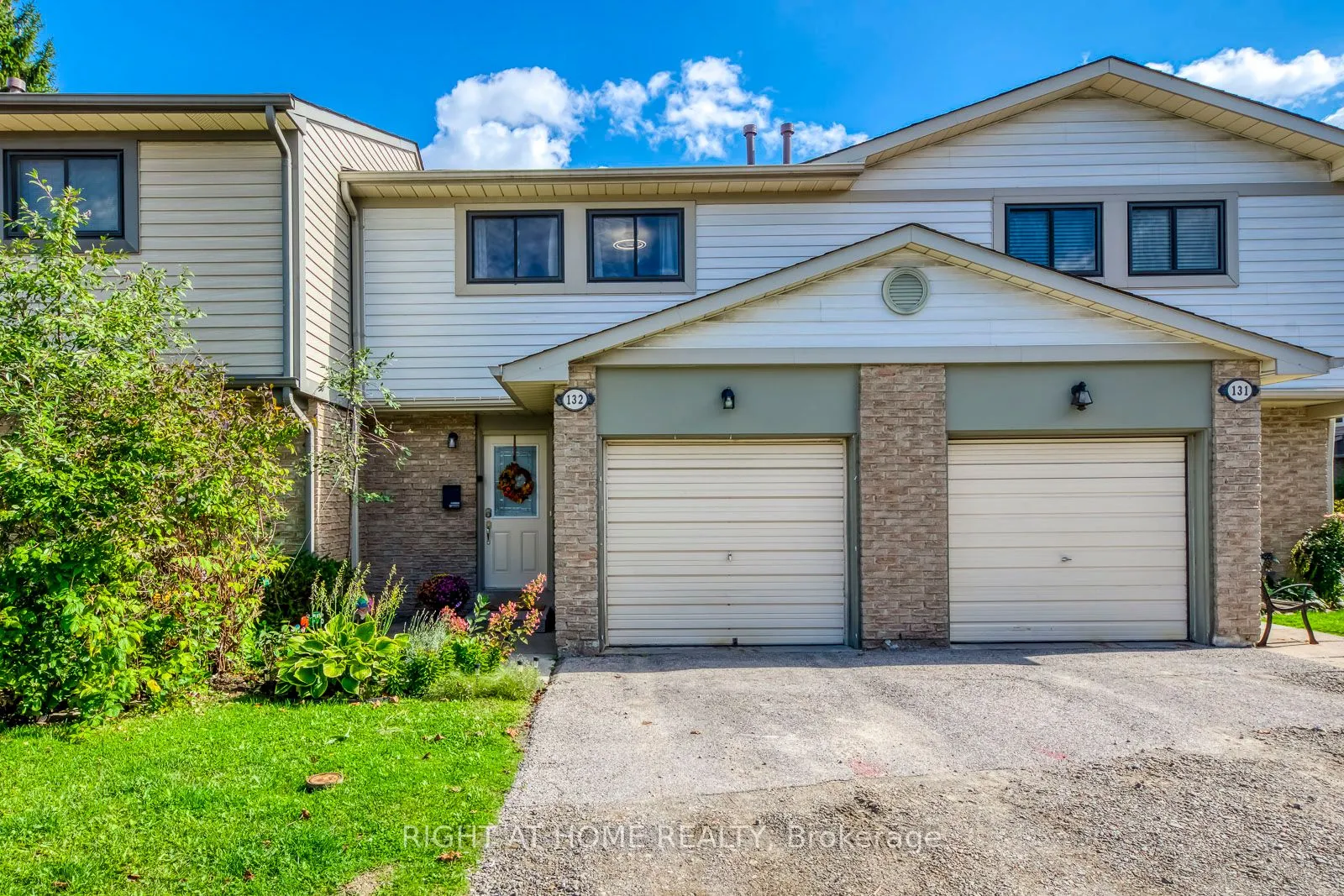 Property For Sale | W12837574