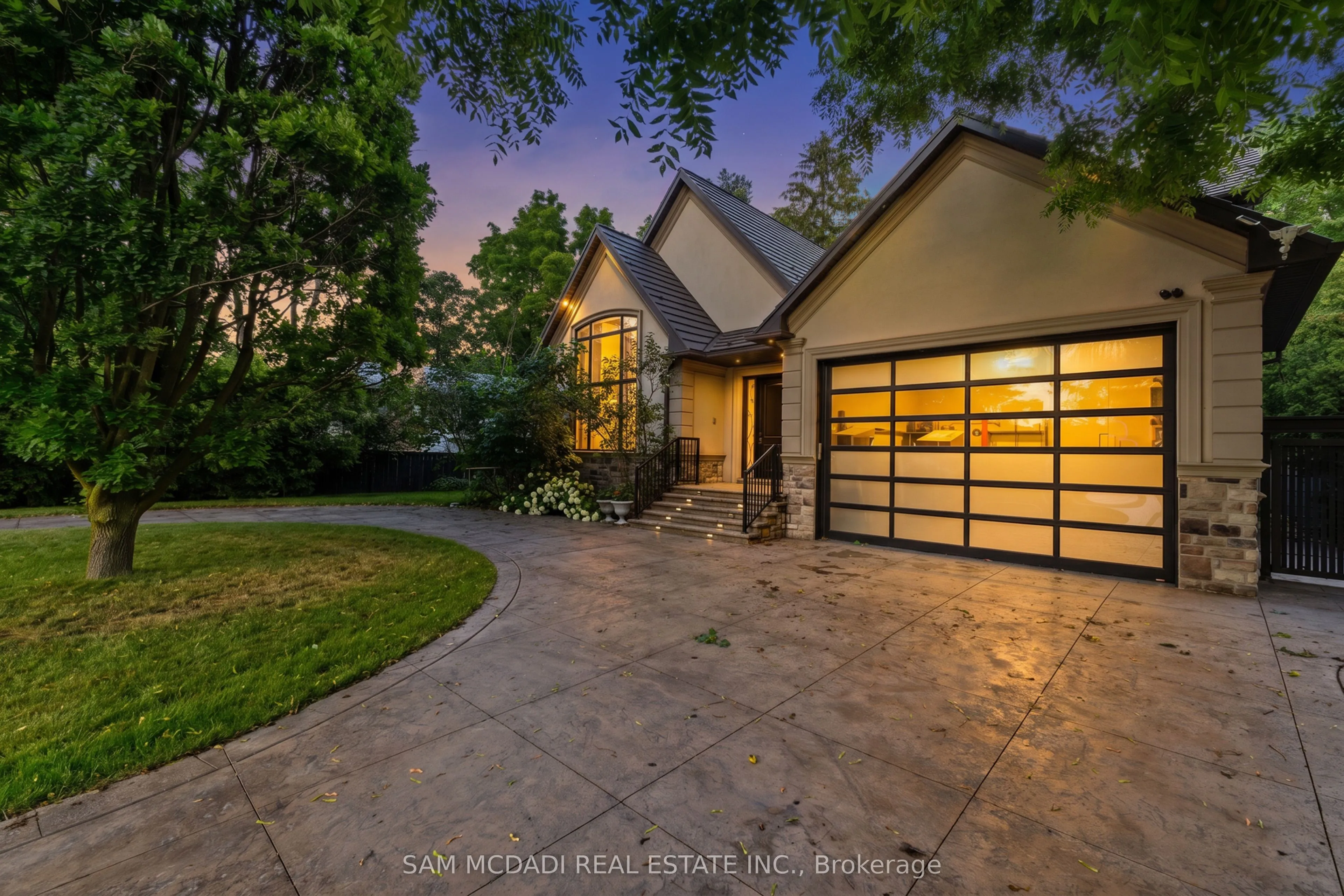 Detached Home For Sale | W12839440