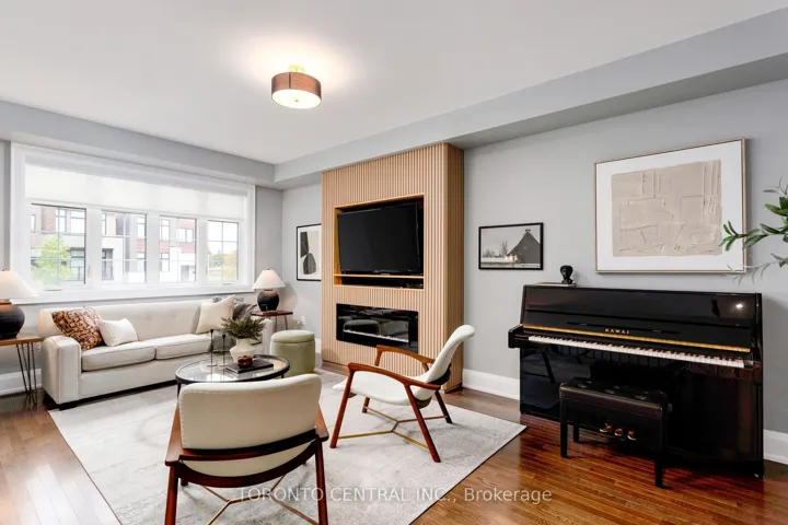 9  Chimney Swift  Court, Toronto W08, ON M9B 0C6