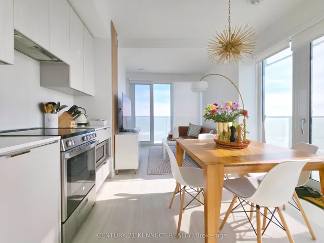Kitchen & Dining Room