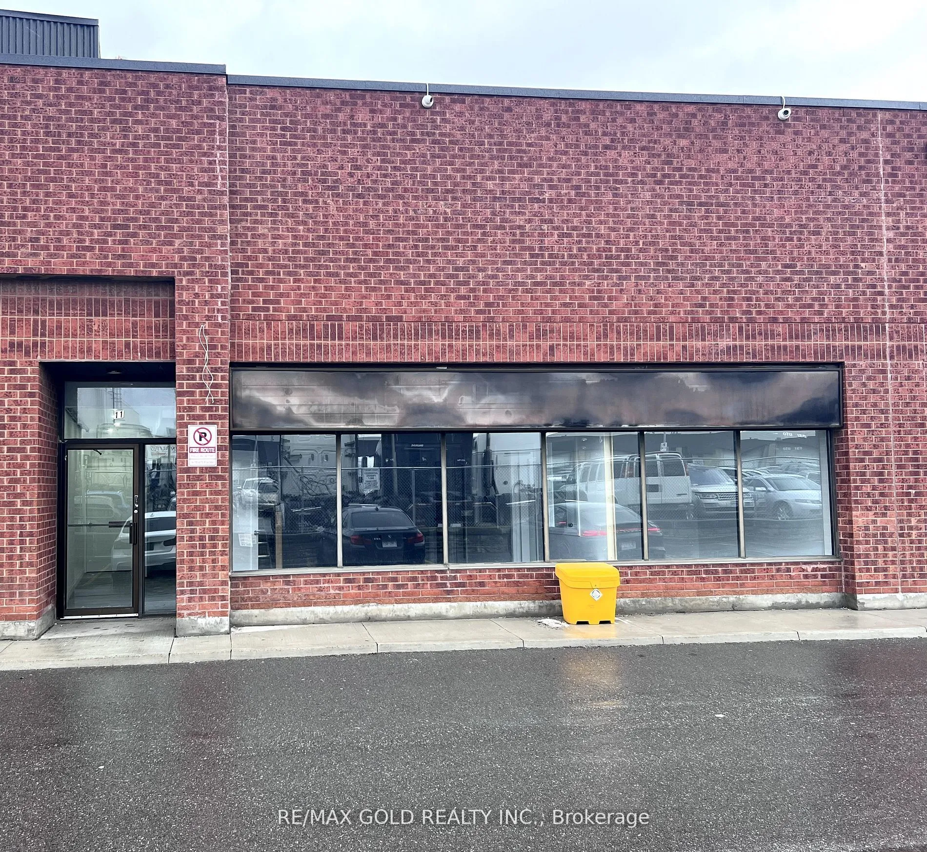 Industrial Property For Sale | W12850338