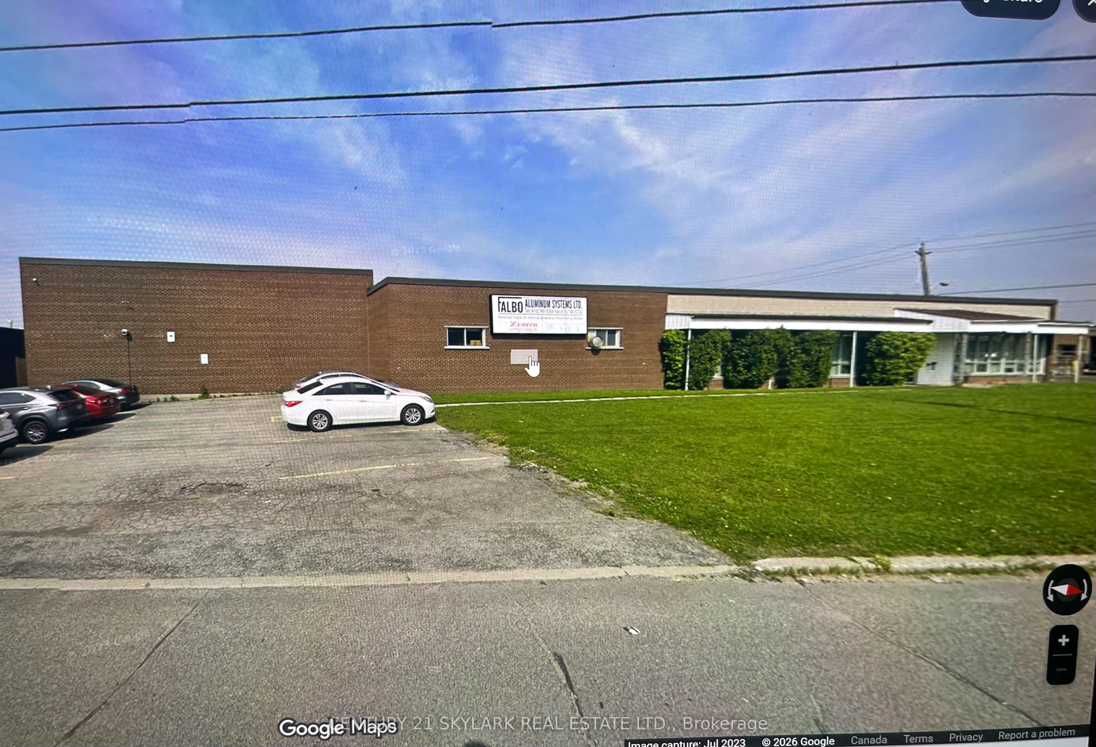 Industrial Property For Lease | W12851778