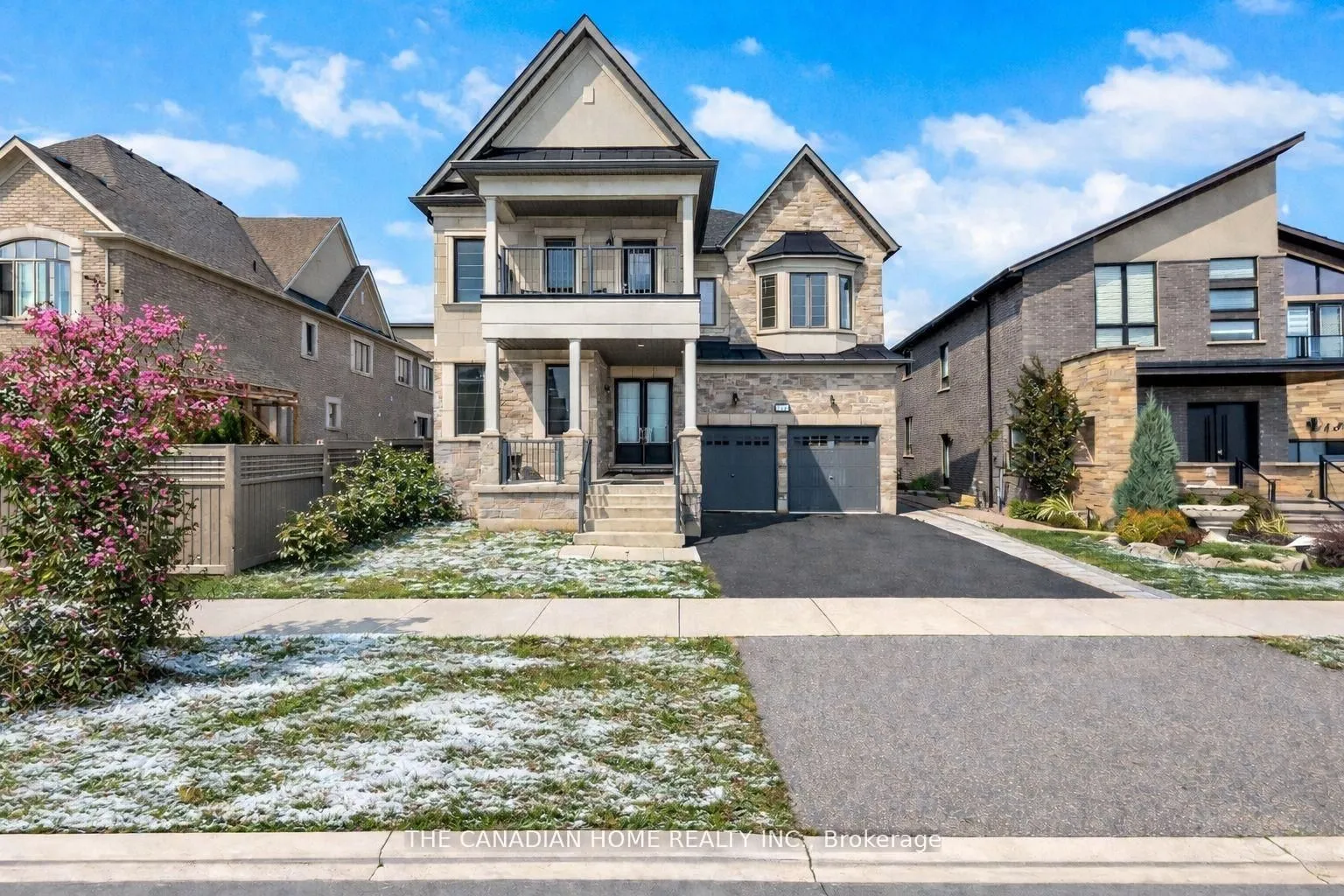Detached Home For Sale | W12852480
