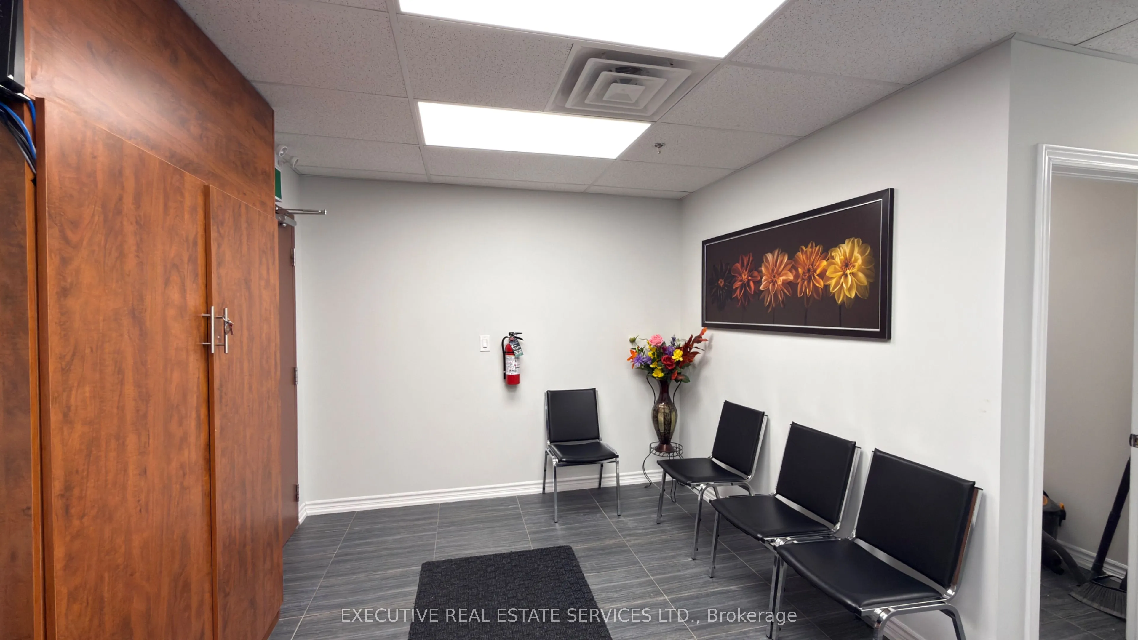 Office For Lease | W12856462