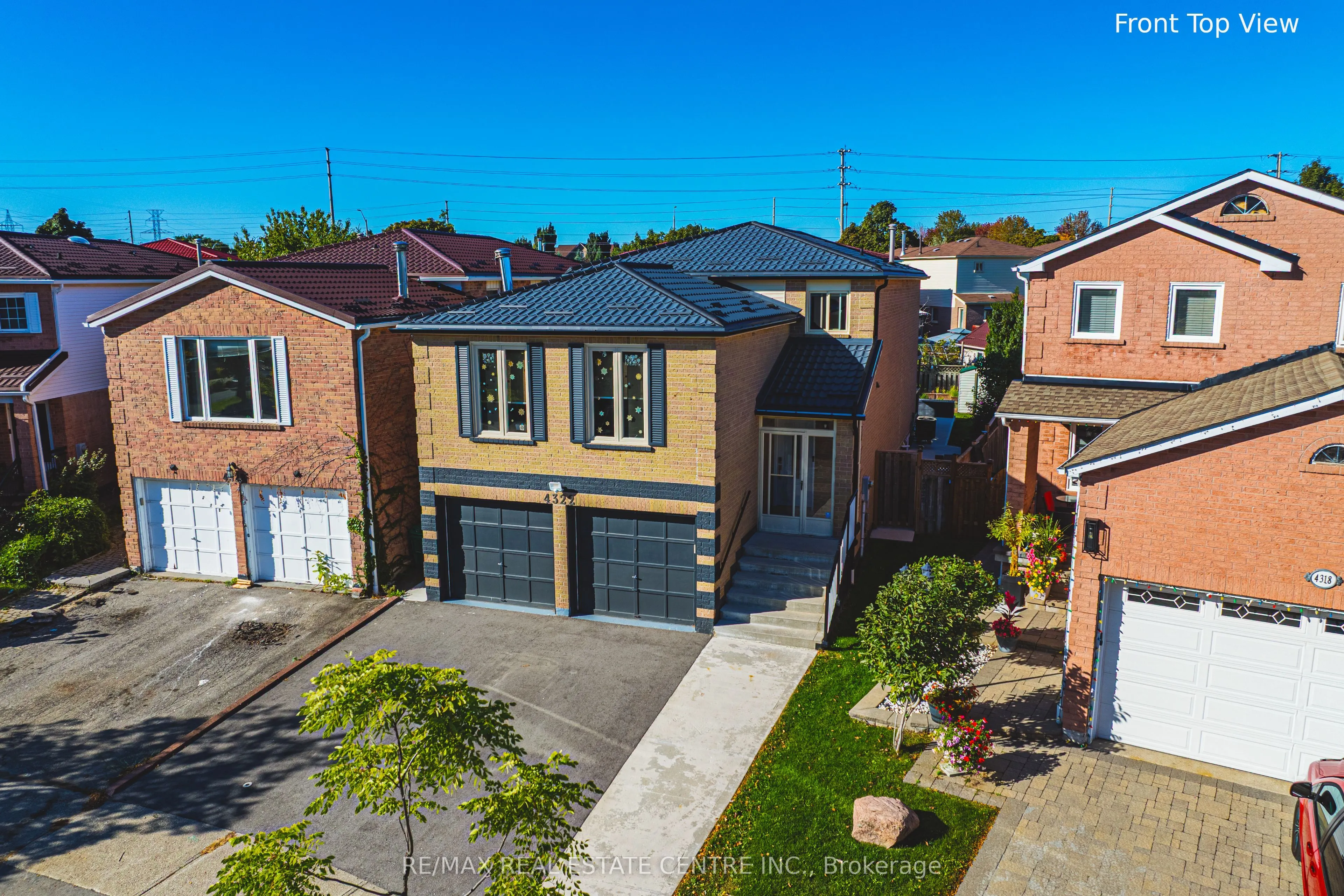 Detached Home For Sale | W12858522