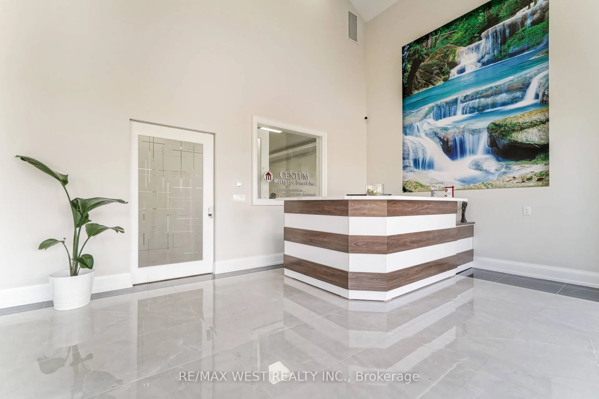 Office For Lease | W12860852