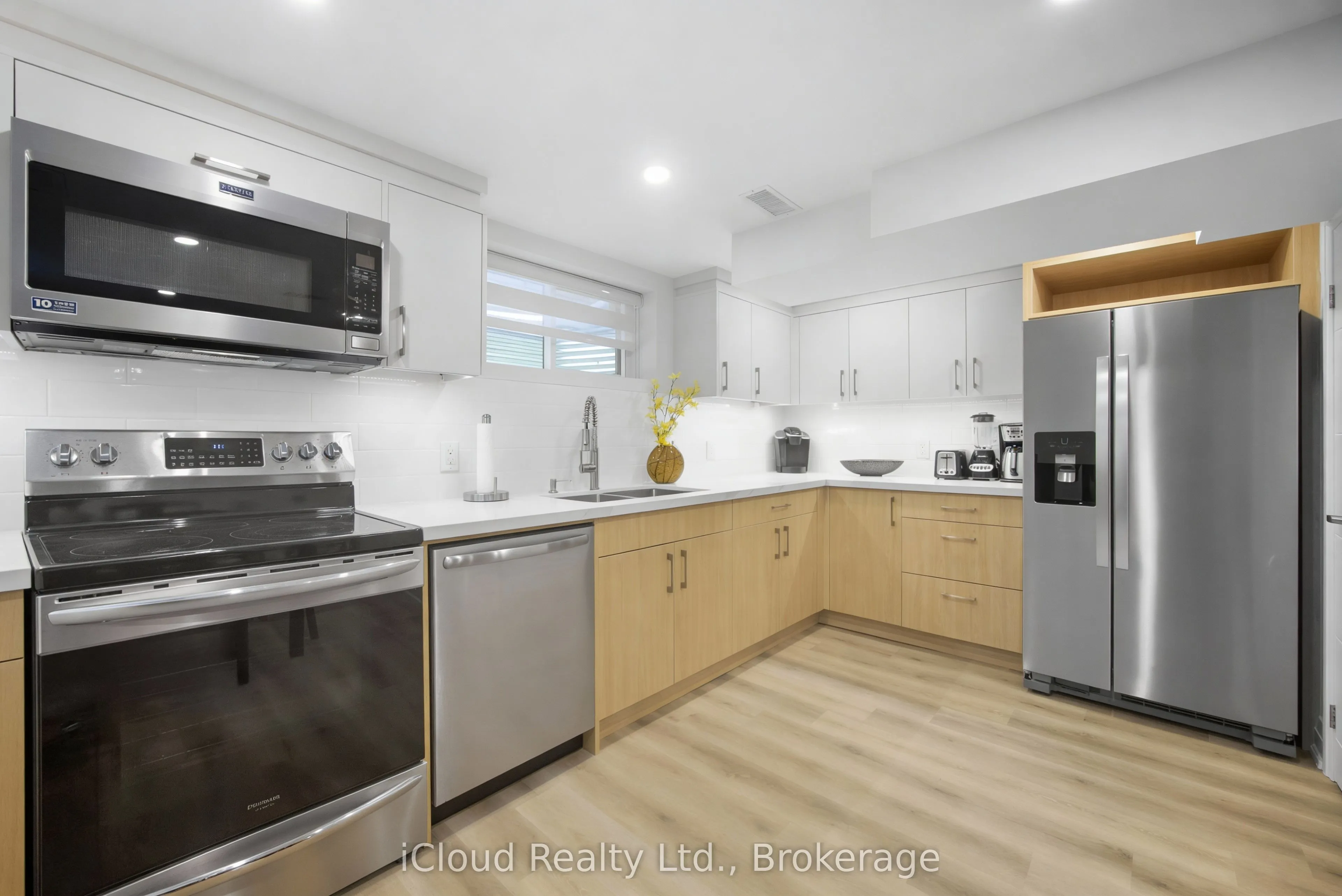 Property For Lease | W12861398