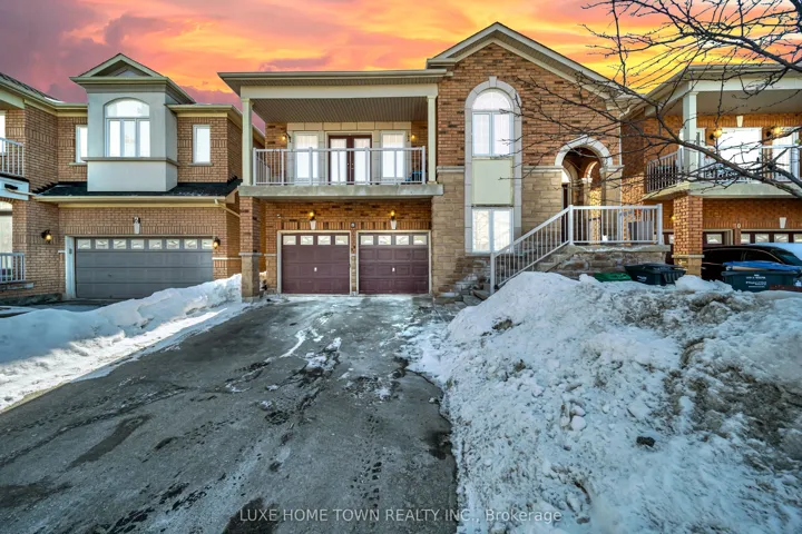 8  Atira  Avenue, Brampton, ON L7A 3T3