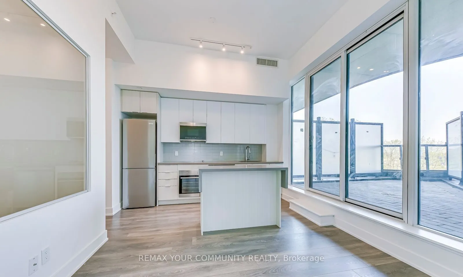 Property For Lease | W12863054