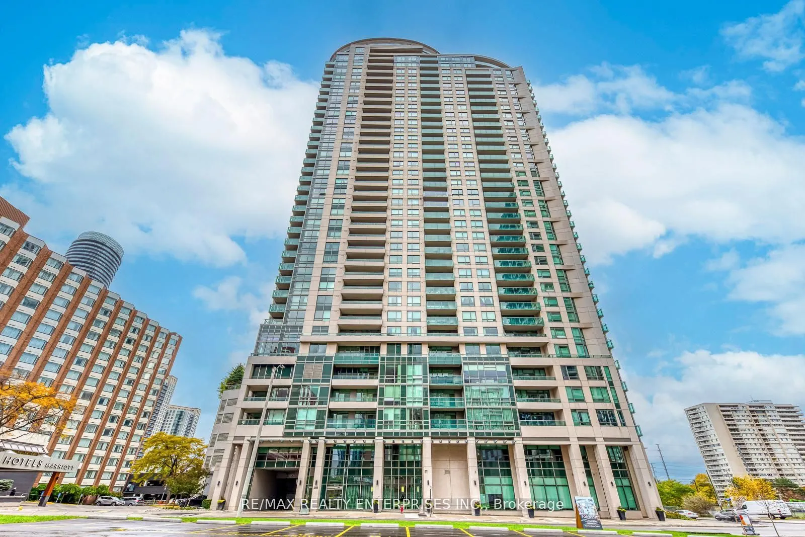Property For Sale | W12866410