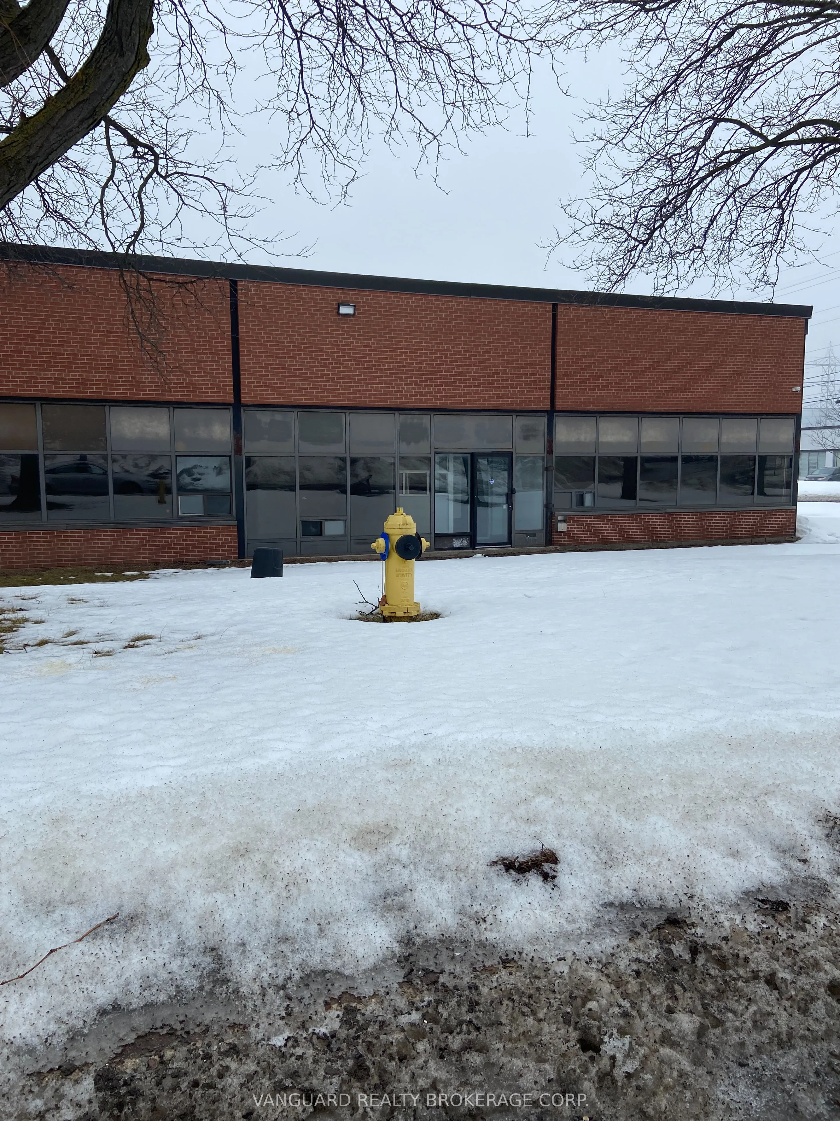 Industrial Property For Lease | W12866596