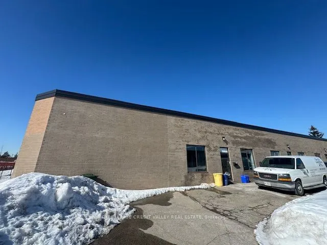 Industrial Property For Lease | W12866986