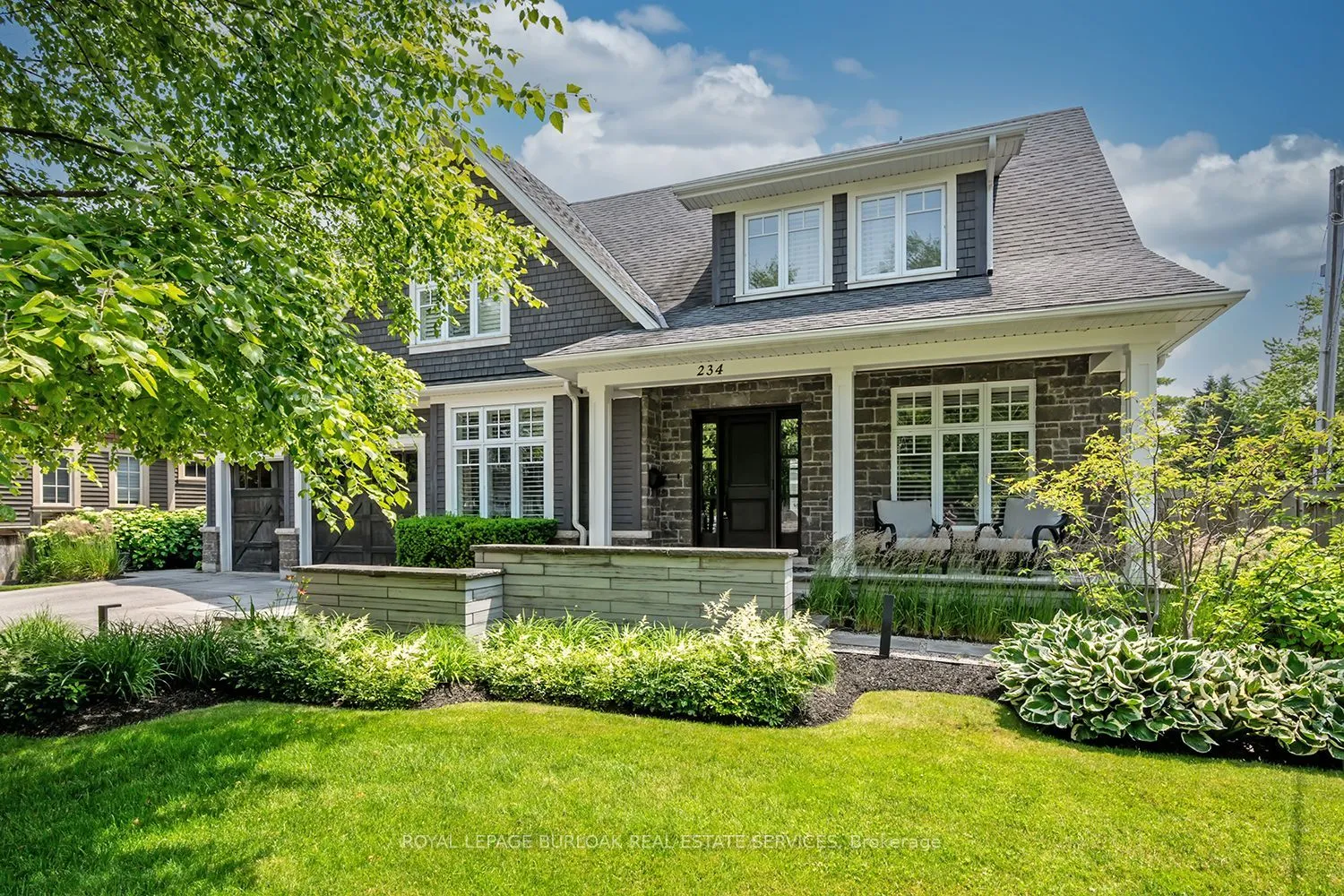 Detached Home For Sale | W12870940