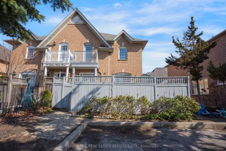 95  Yellow Brick  Road, Brampton, ON L6V 4K7