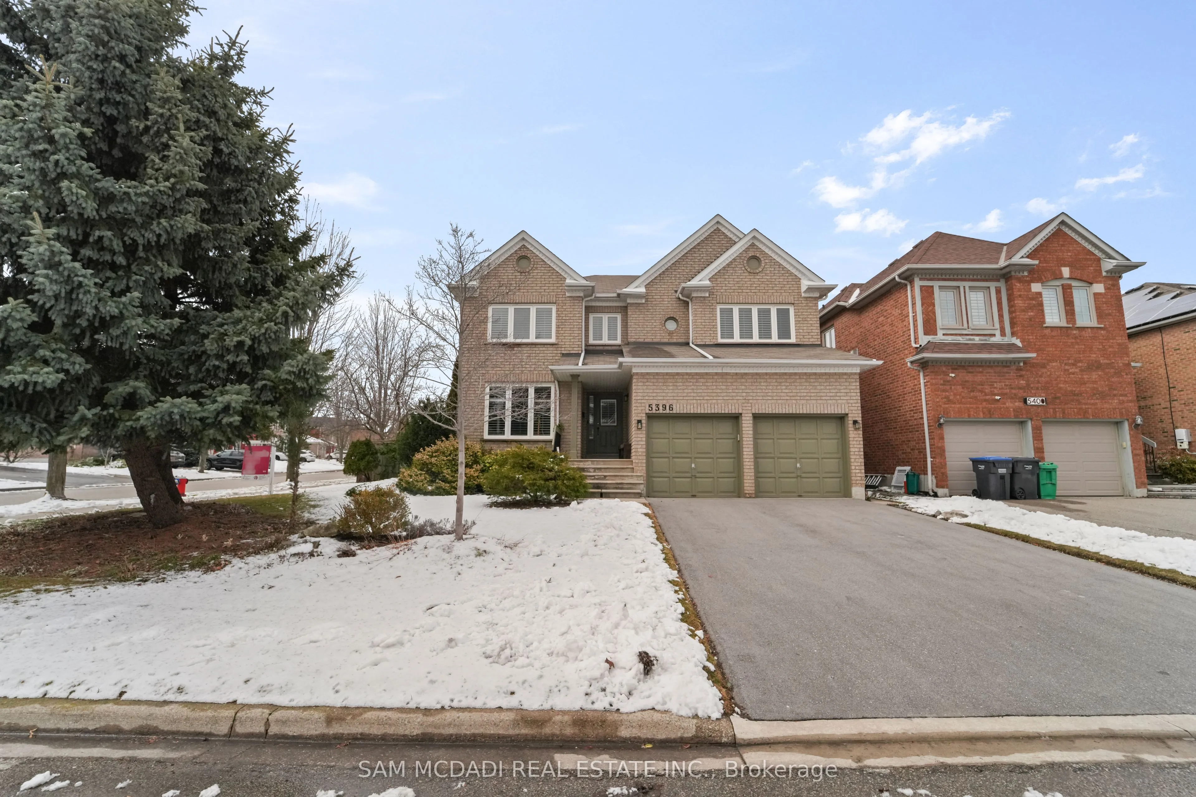 Detached Home For Sale | W12872914