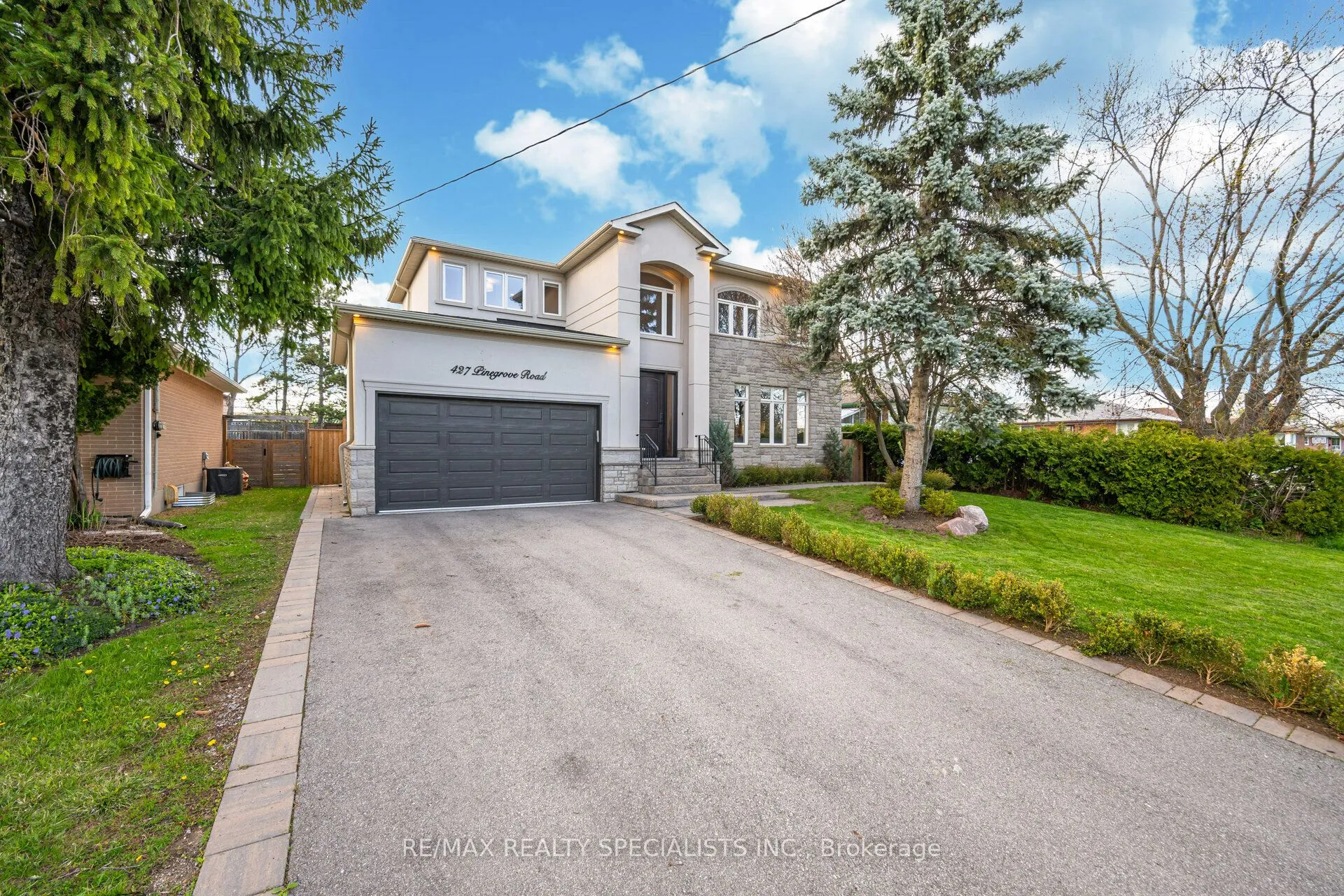 Detached Home For Sale | W12876160