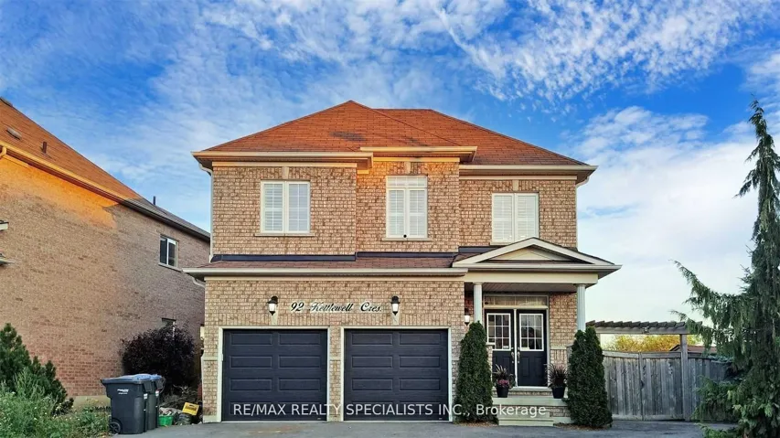 92  Kettlewell  Crescent, Brampton, ON L6R 0T1