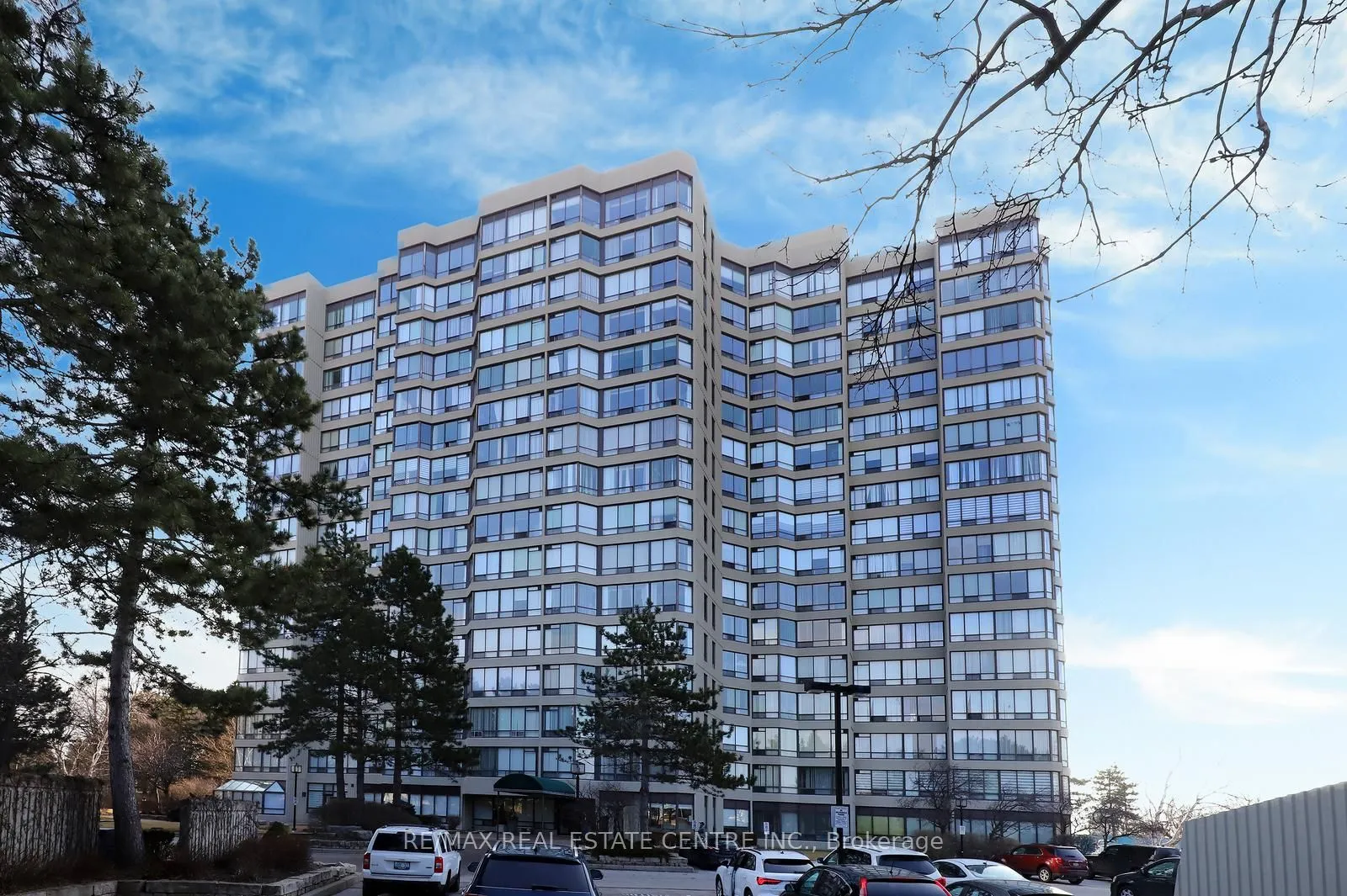 Property For Sale | W12876726