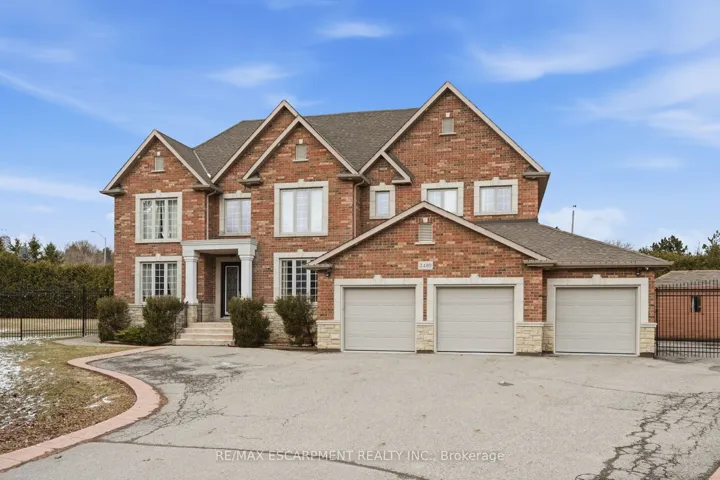 2489  Olinda  Court, Mississauga, ON L5C 4P5