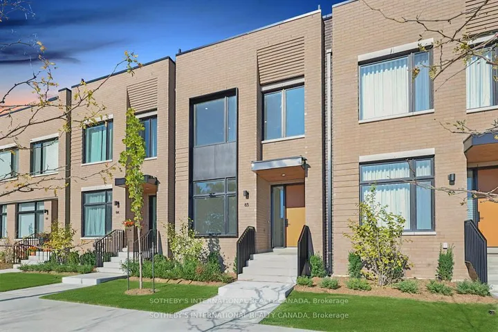 60  Lou Parsons Way  Drive, Mississauga, ON L5H 0B2