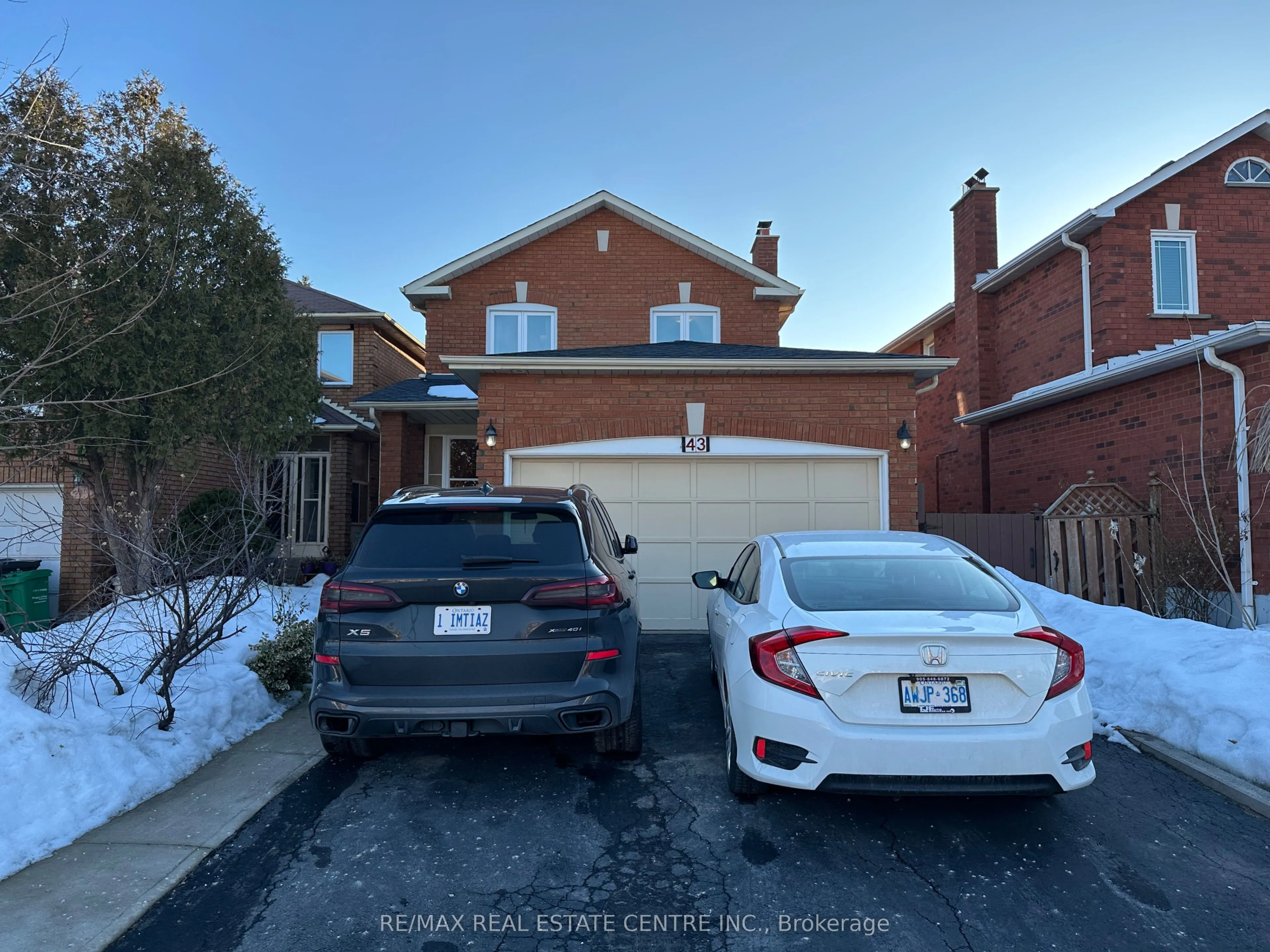 Detached Home For Lease | W12881122