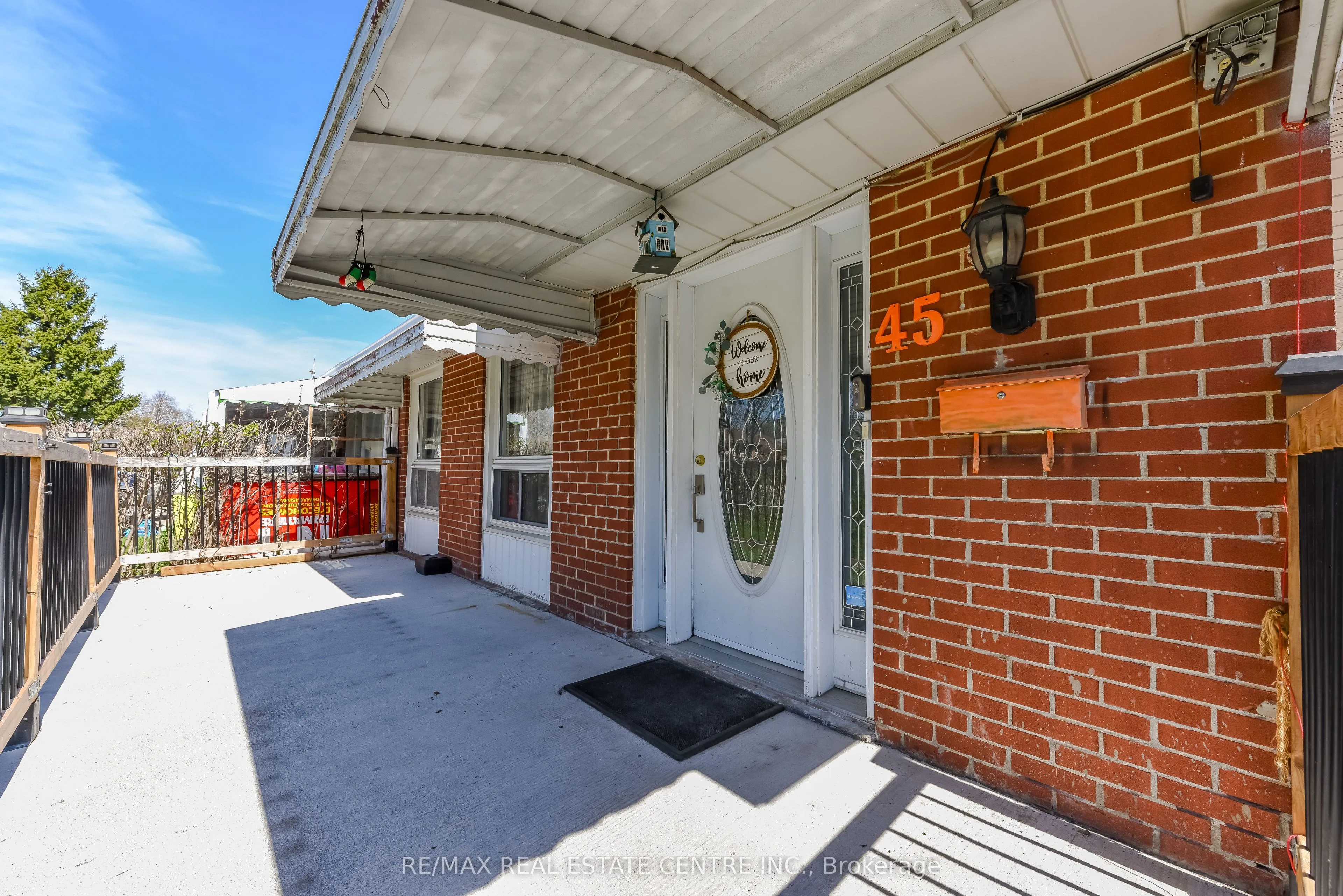 Semi-Detached Home For Lease | W12881870