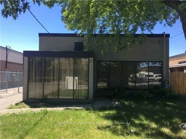 Industrial Property For Lease | W12882436