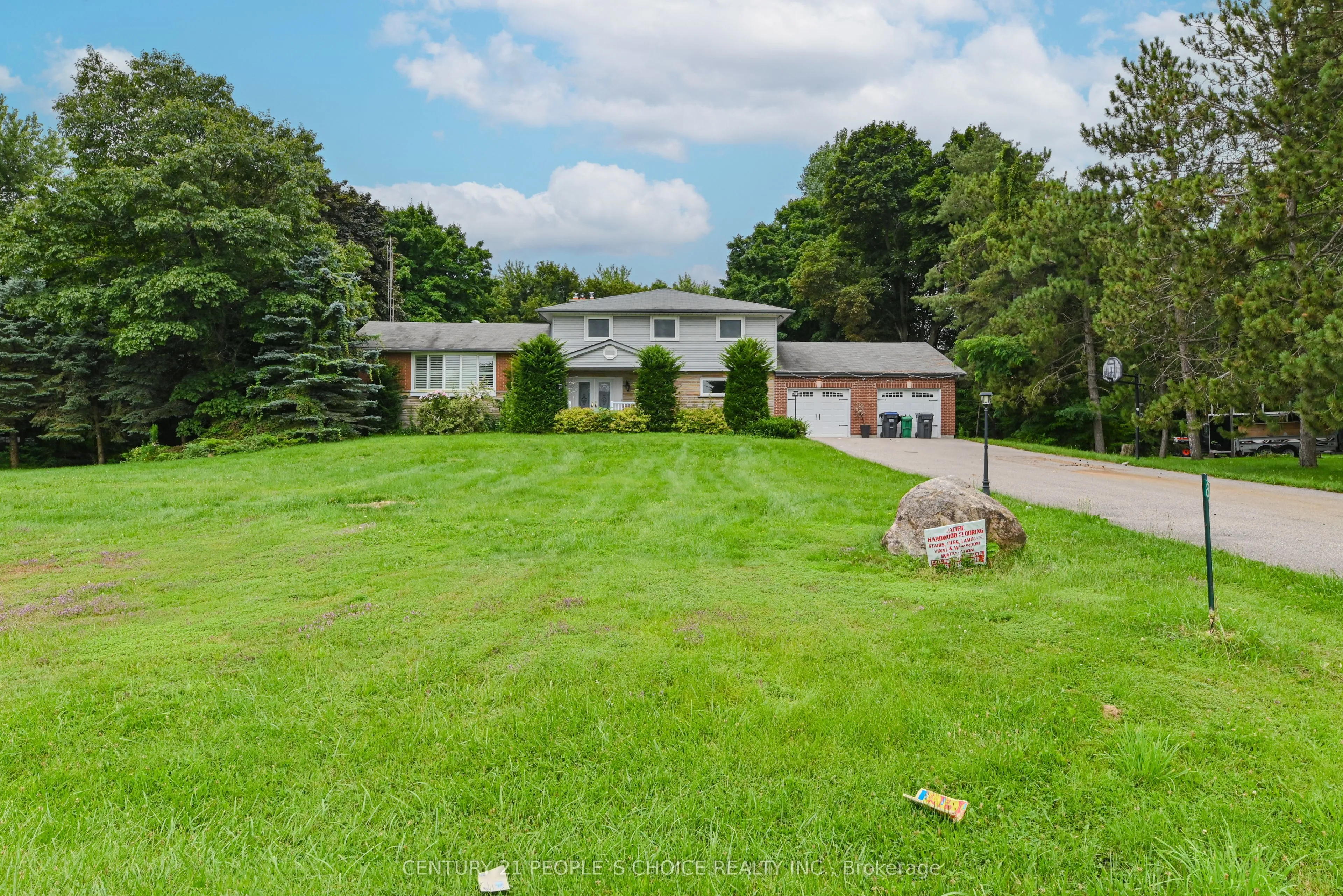 Detached Home For Sale | W12882970