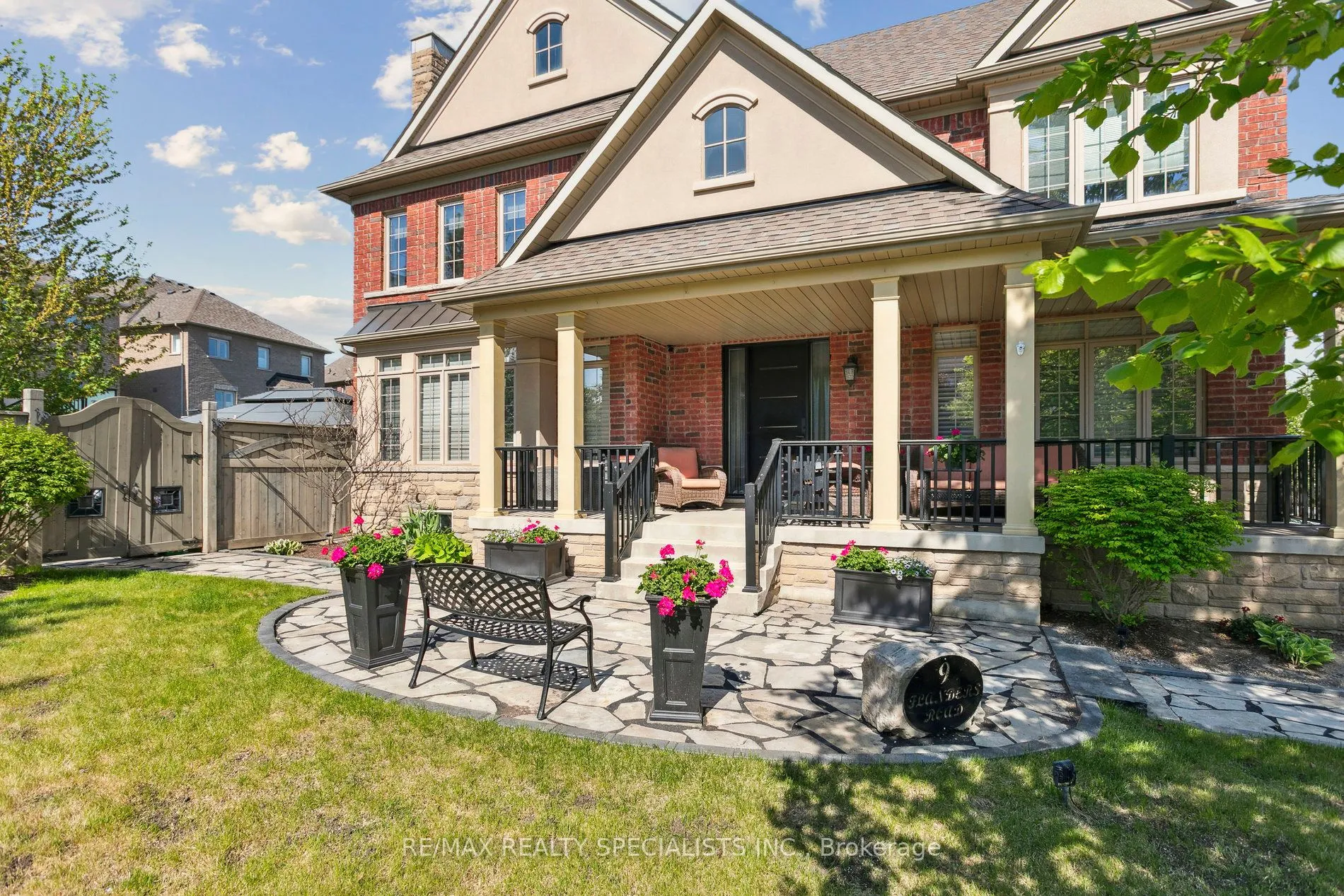 Detached Home For Sale | W12884086