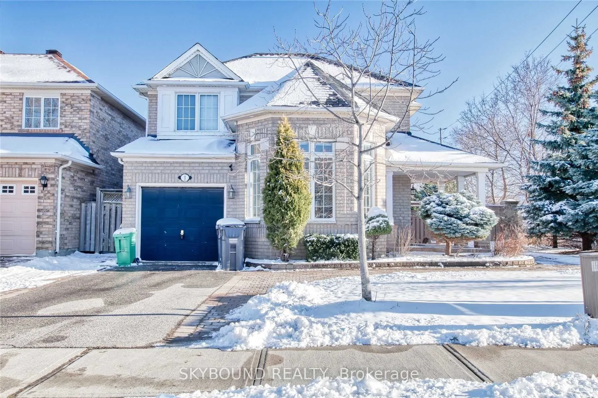 Detached Home For Lease | W12885588