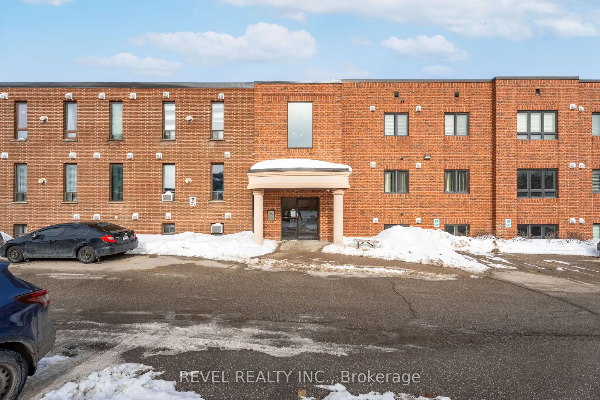 Property For Sale | W12885704