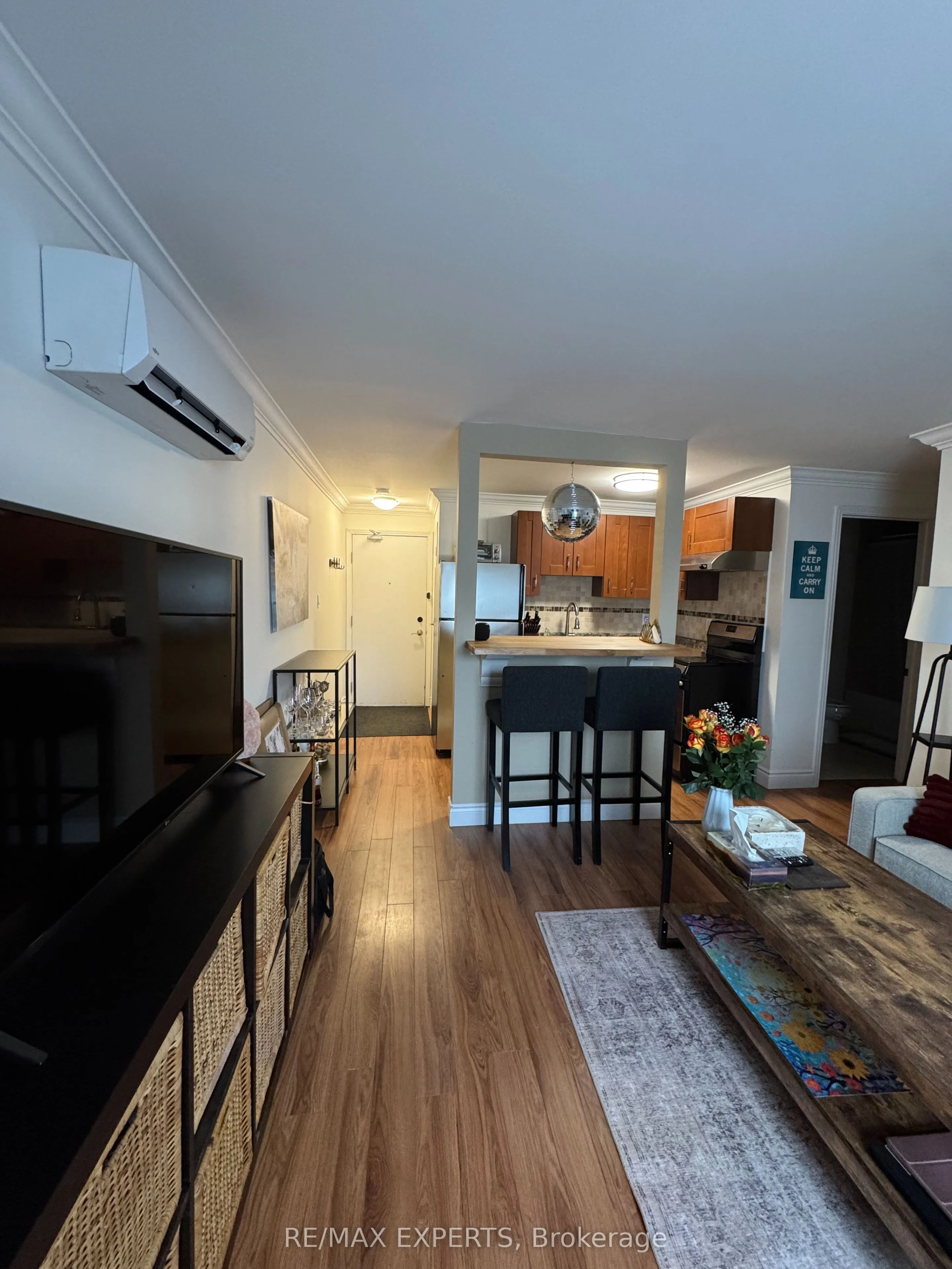 Link Property For Lease | W12888320