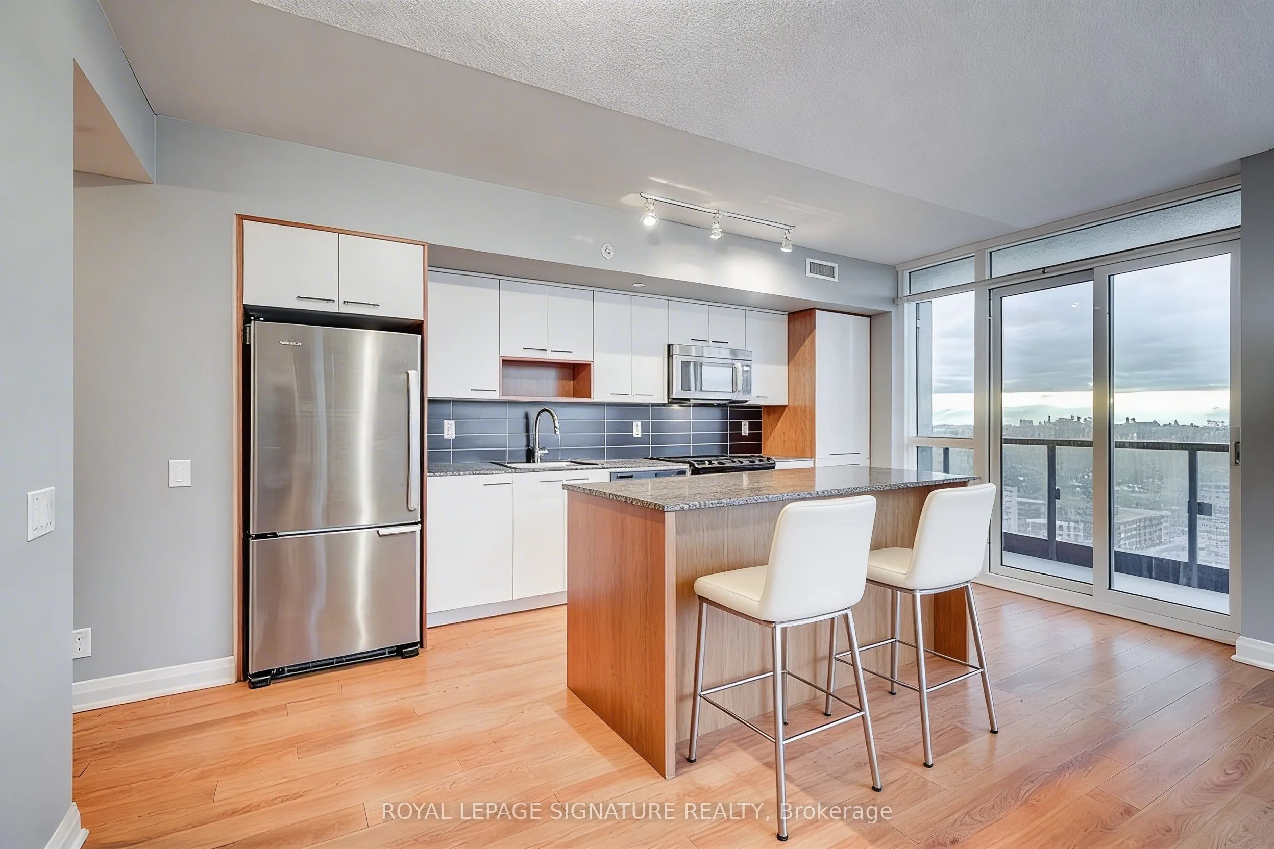 Property For Lease | W12889084