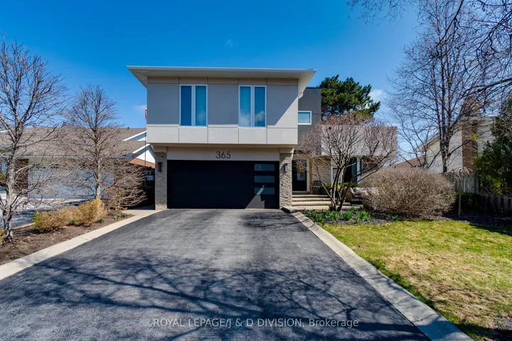 365  Lynn  Place, Oakville, ON L6H 2C5