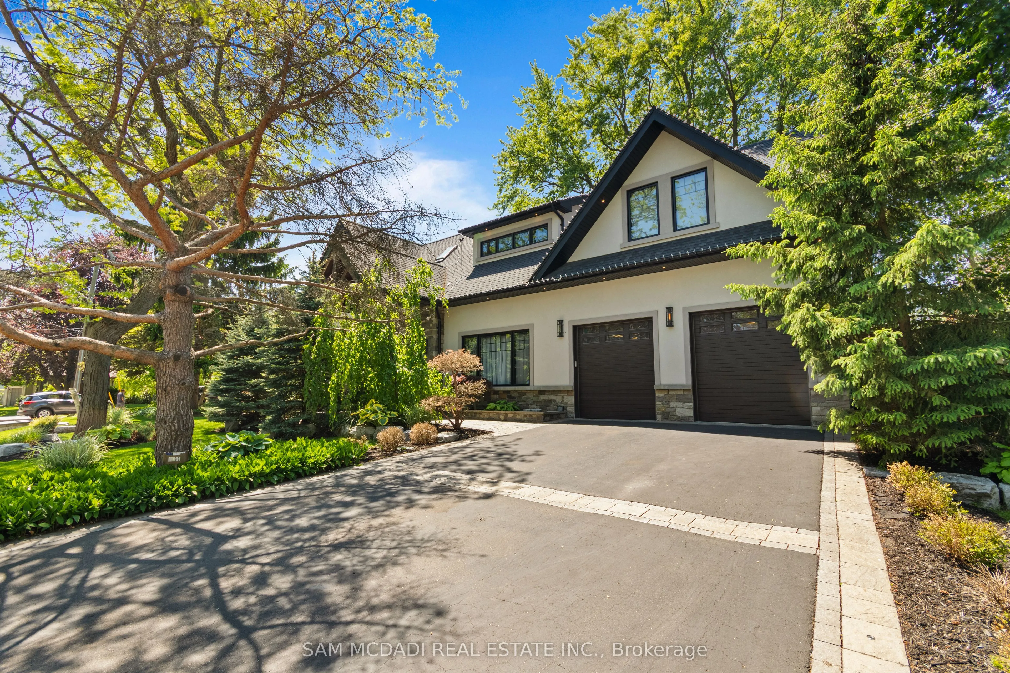 Detached Home For Sale | W12892286