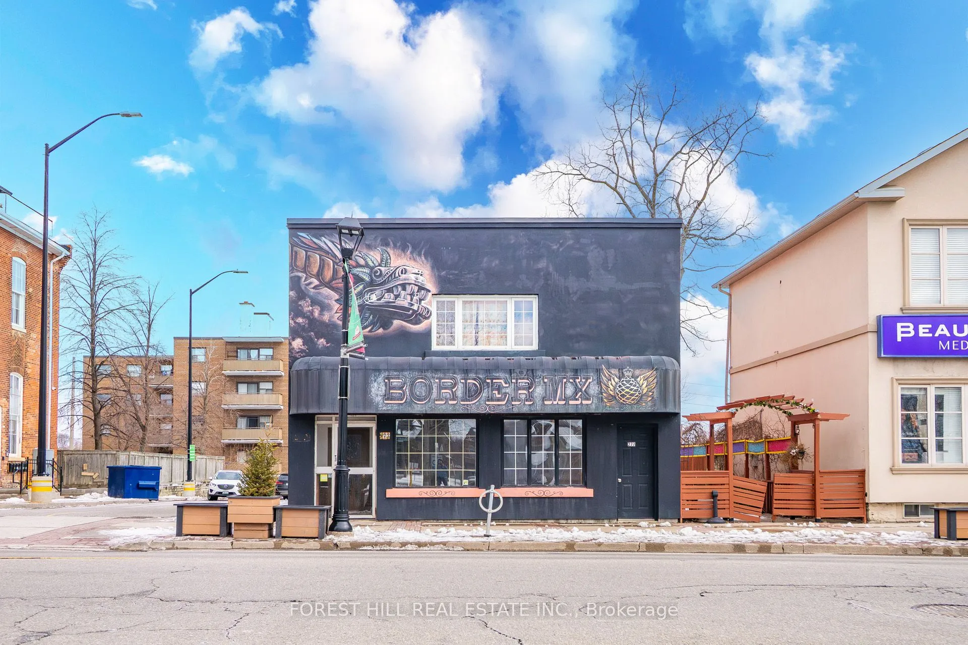 Commercial Retail