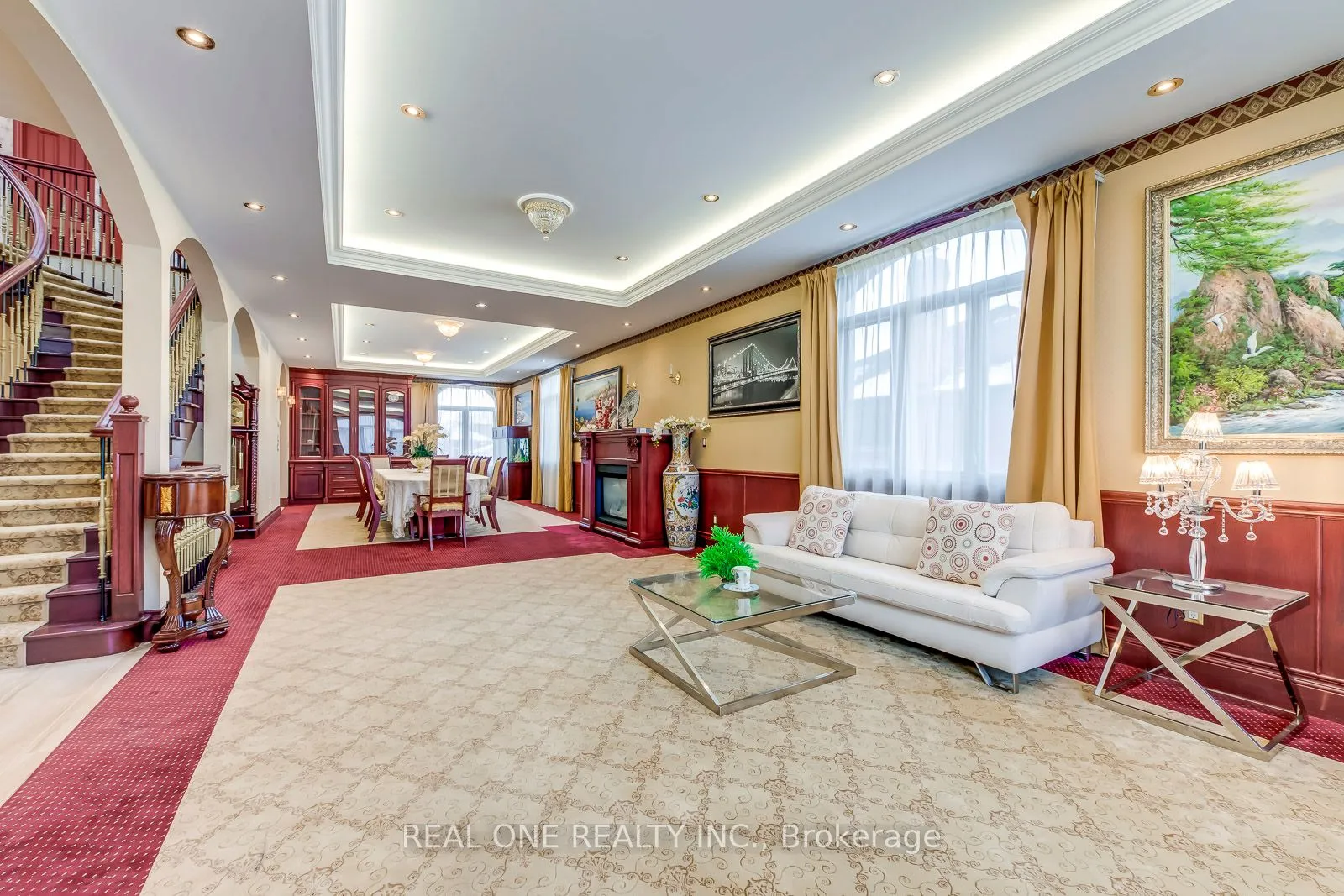Detached Home For Sale | W12894644