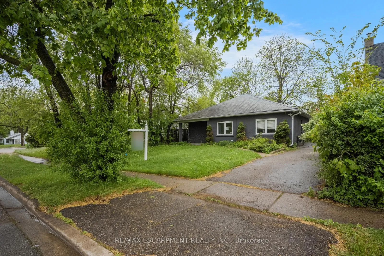 Detached Home For Sale | W12896956
