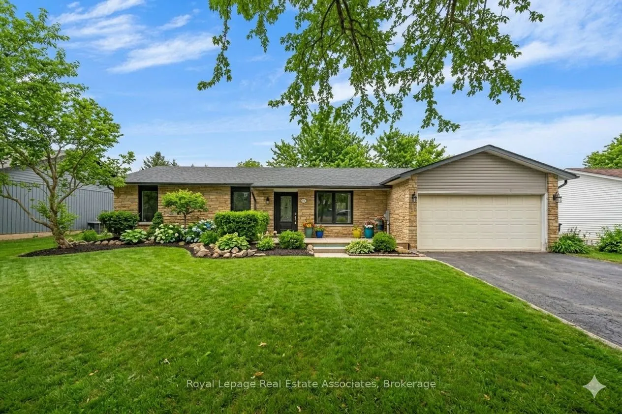 Detached Home For Sale | W12897612