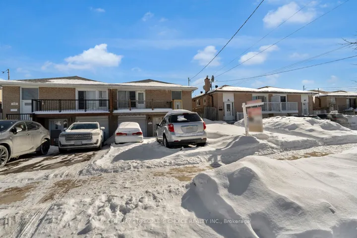 61  Primula  Crescent, Toronto W05, ON M9L 1J9