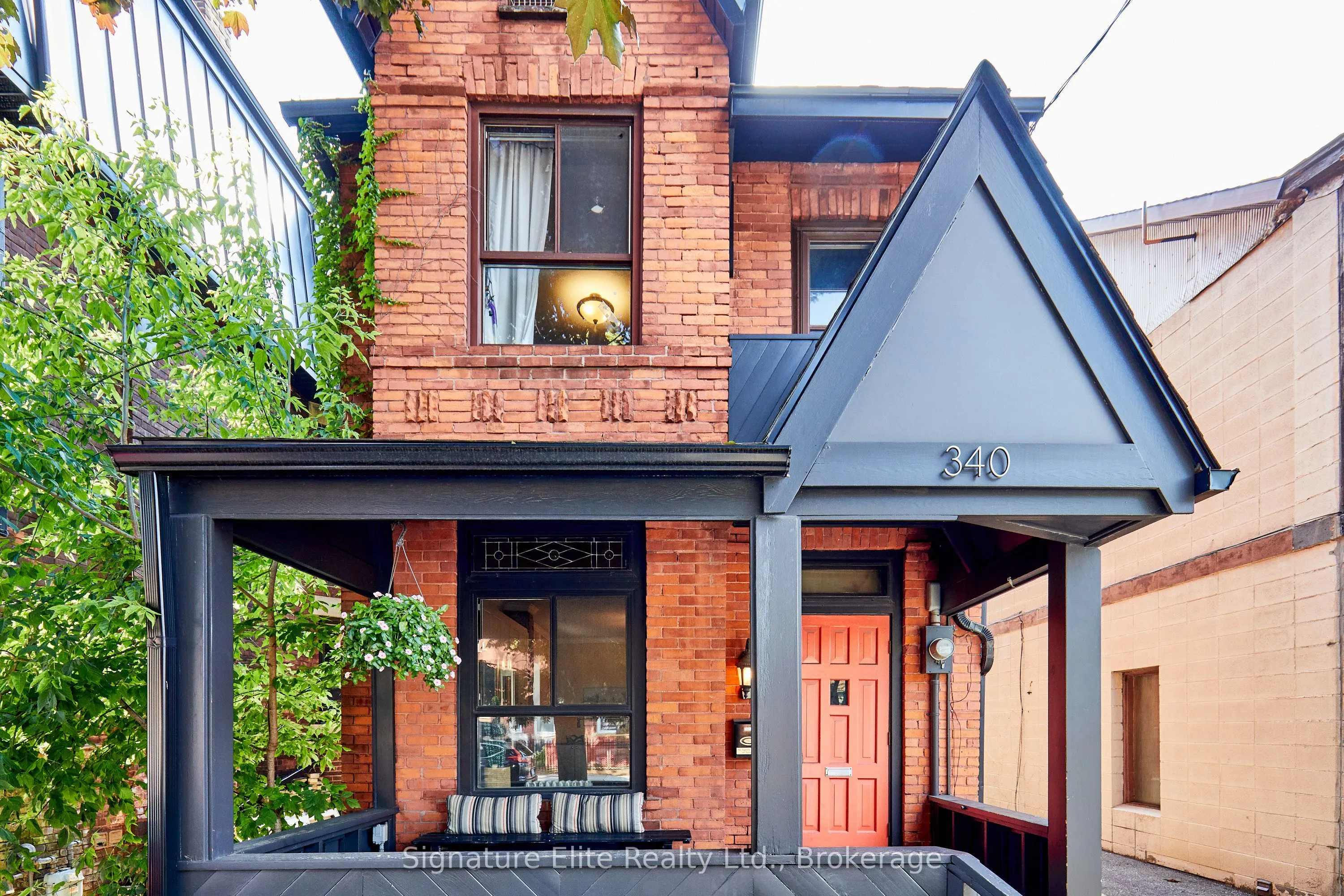 Property For Sale | W12899398