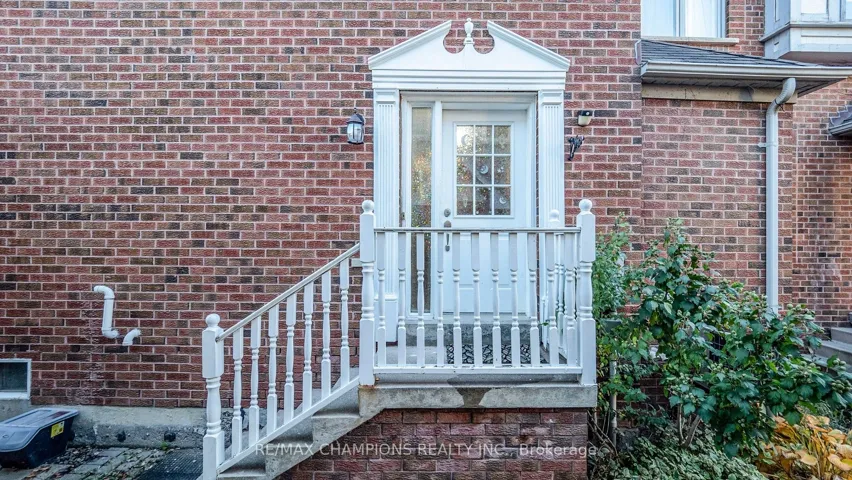135  Ural  Circle, Brampton, ON L6R 1J6