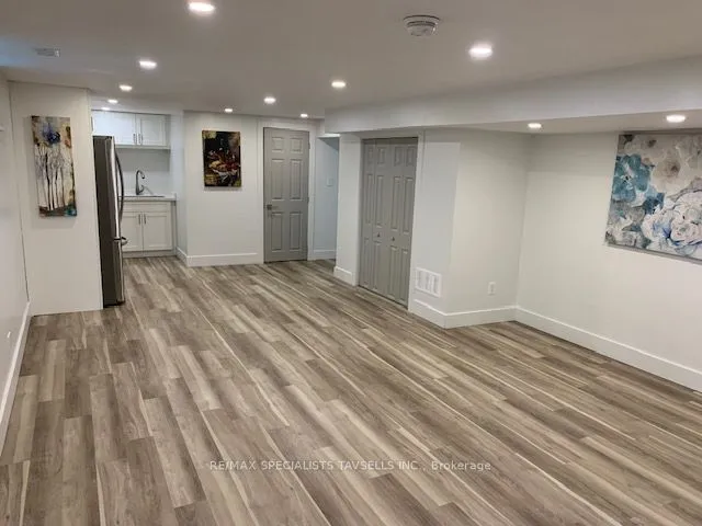 Property For Lease | W12903038