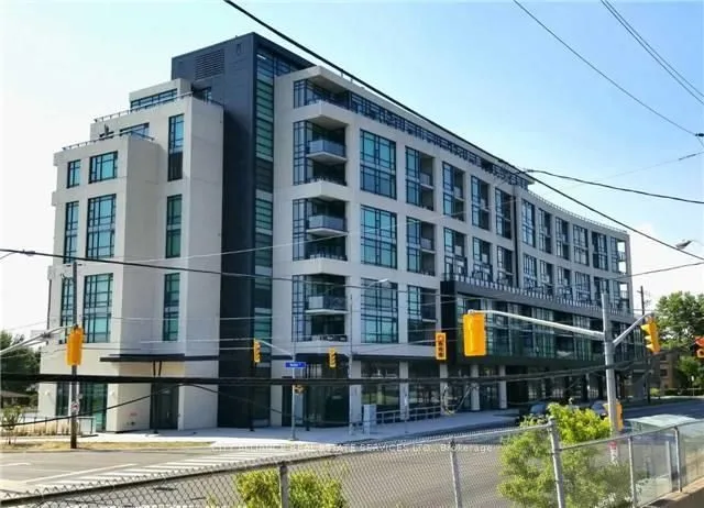 2522 Keele Street, Toronto W04, ON M6L 2N8