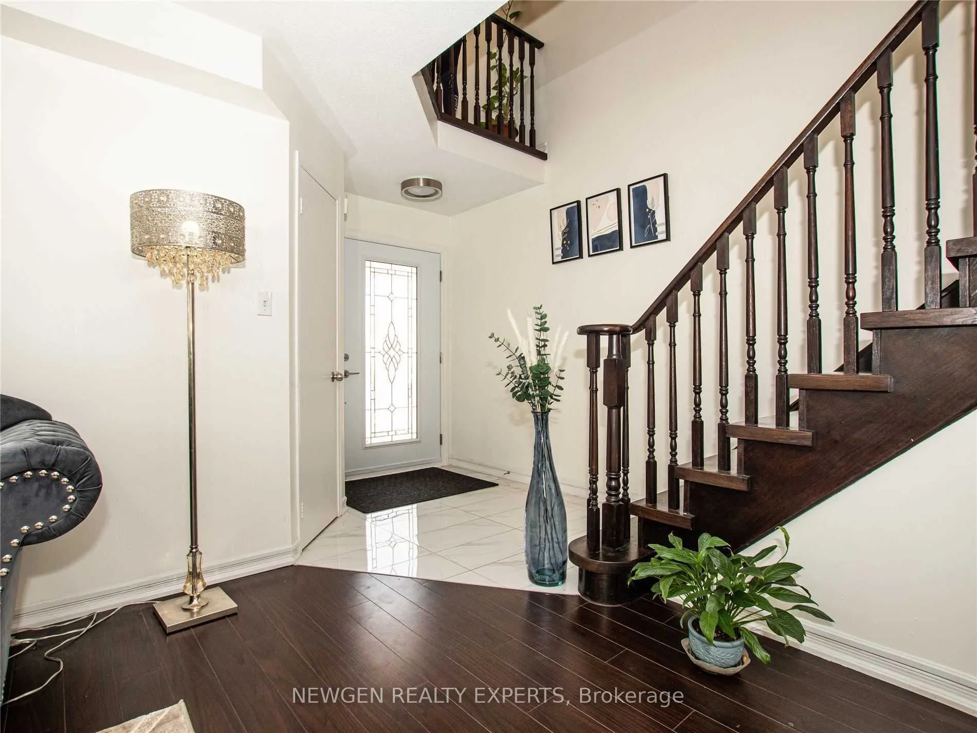 Detached Home For Lease | W12905360