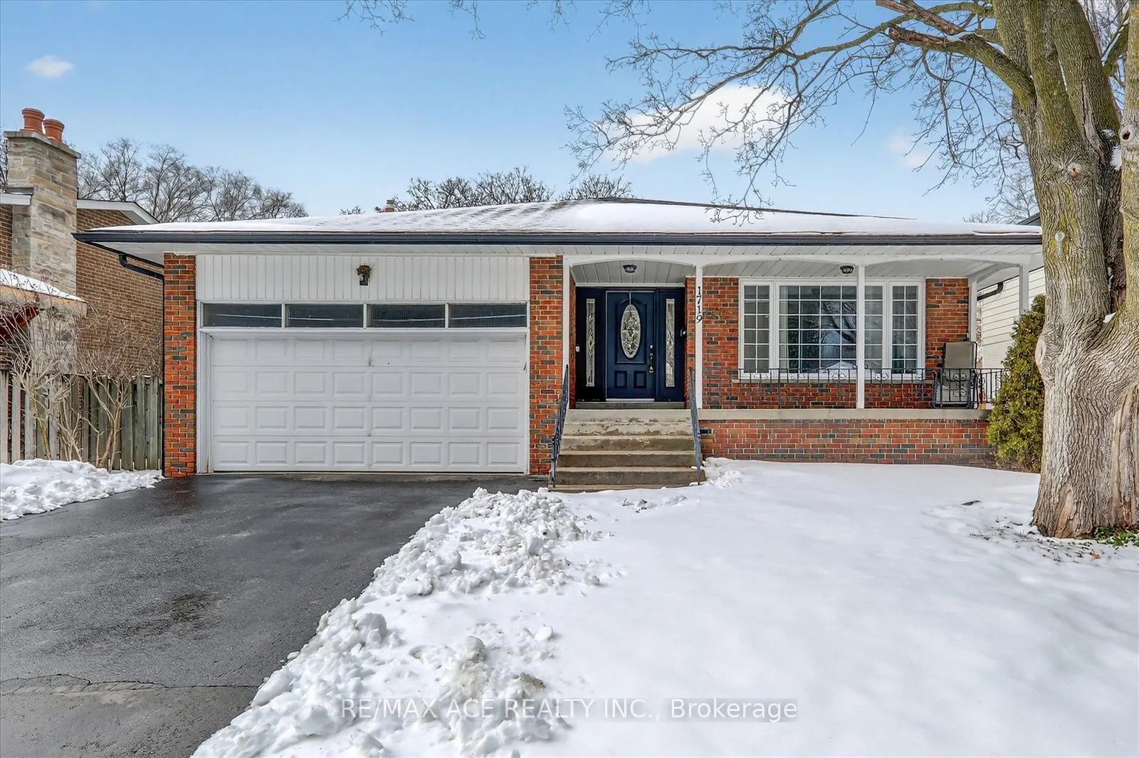Detached Home For Sale | W12906408