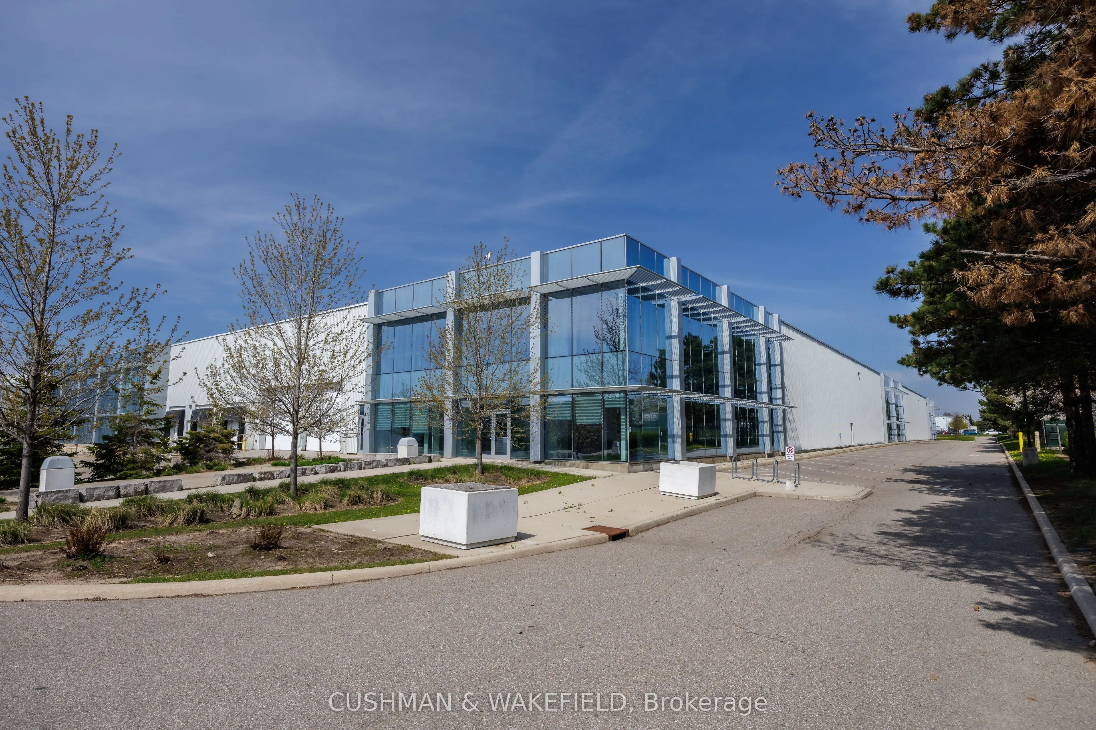 Industrial Property For Sale | W12908614
